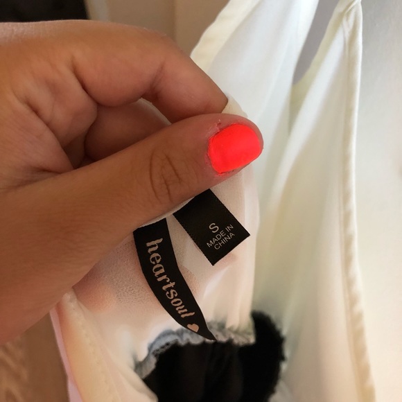 Flowy Maxi Dress - Picture 3 of 4